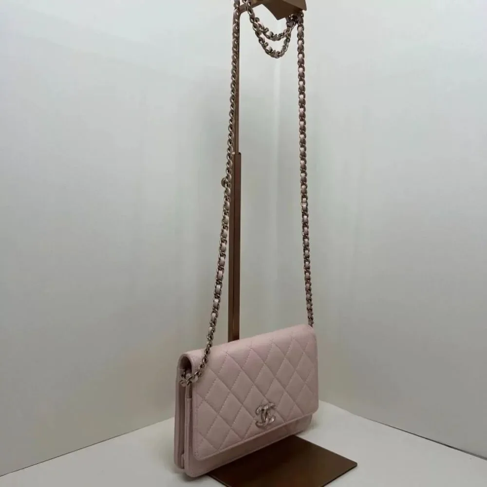 Chanel Women Pre-Loved Bag Brand New Condition
